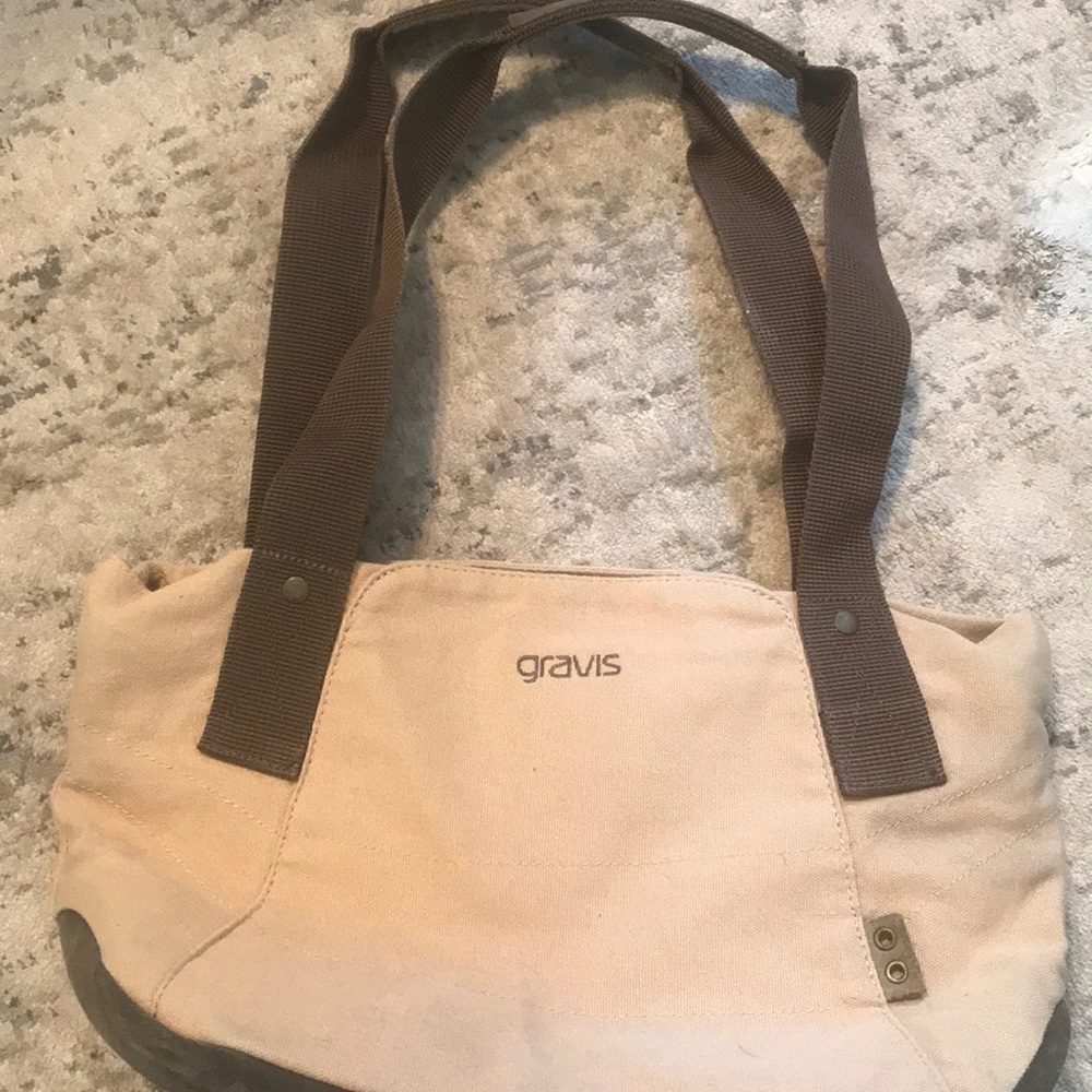 Gravis bag with tons of pockets!